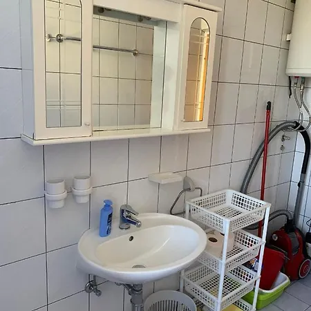Pahljina Apartmán *