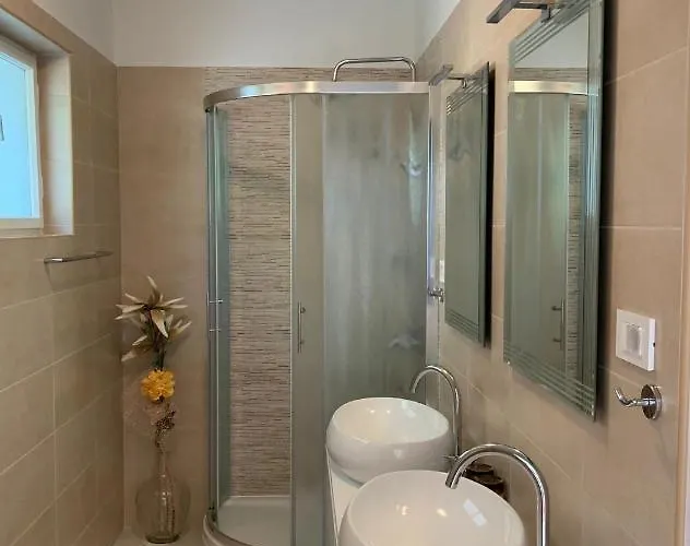 Pahljina Apartament *
