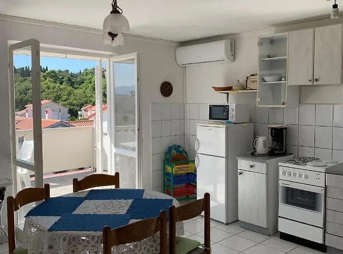 Pahljina Apartament Palit