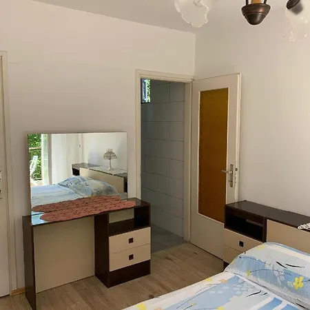 Pahljina Apartament Palit