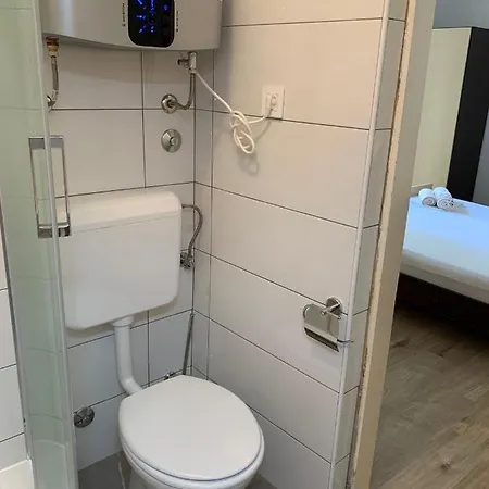 Apartament Pahljina Palit