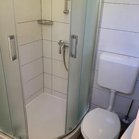 Apartament Pahljina *