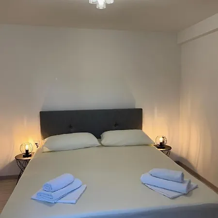 Pahljina Apartament Palit