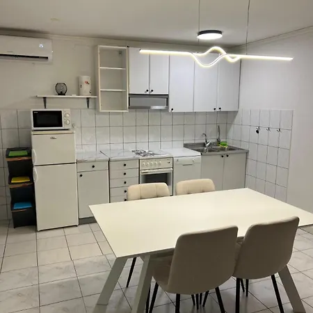 Pahljina Apartament Palit